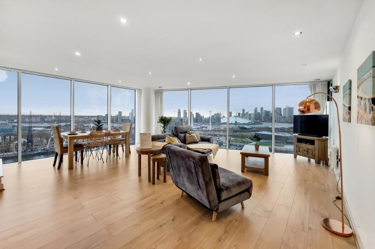 Deluxe Two Bed With River & View