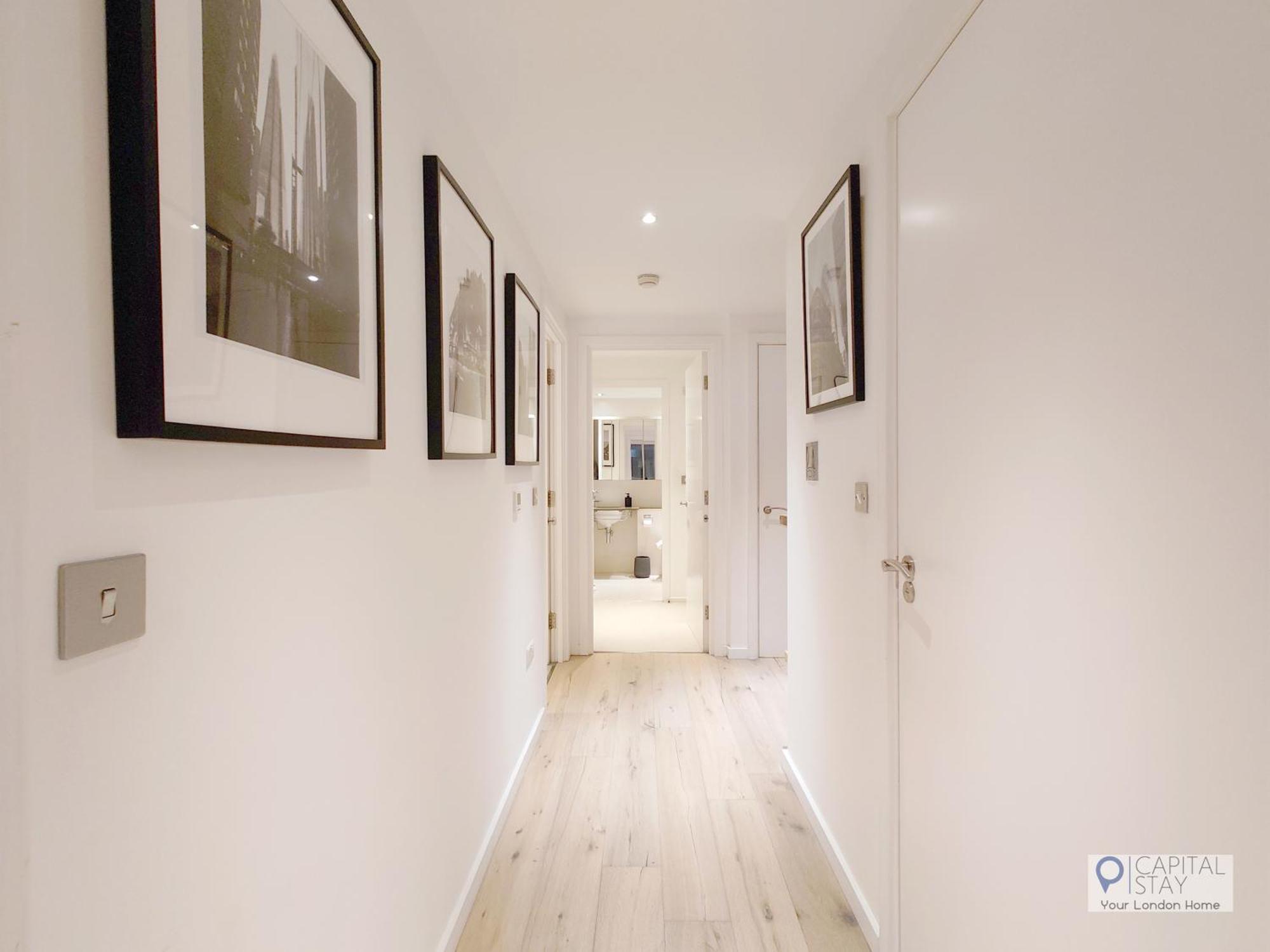 Deluxe Two Bed With River & View Apartment London